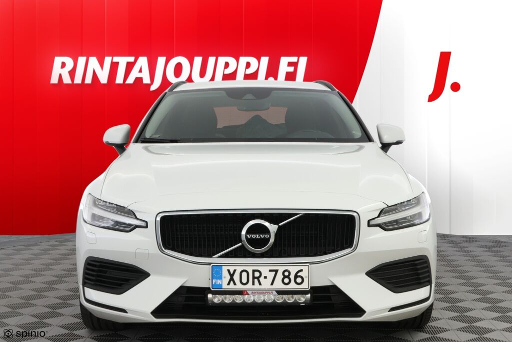 Volvo V60 2020 Valkoinen