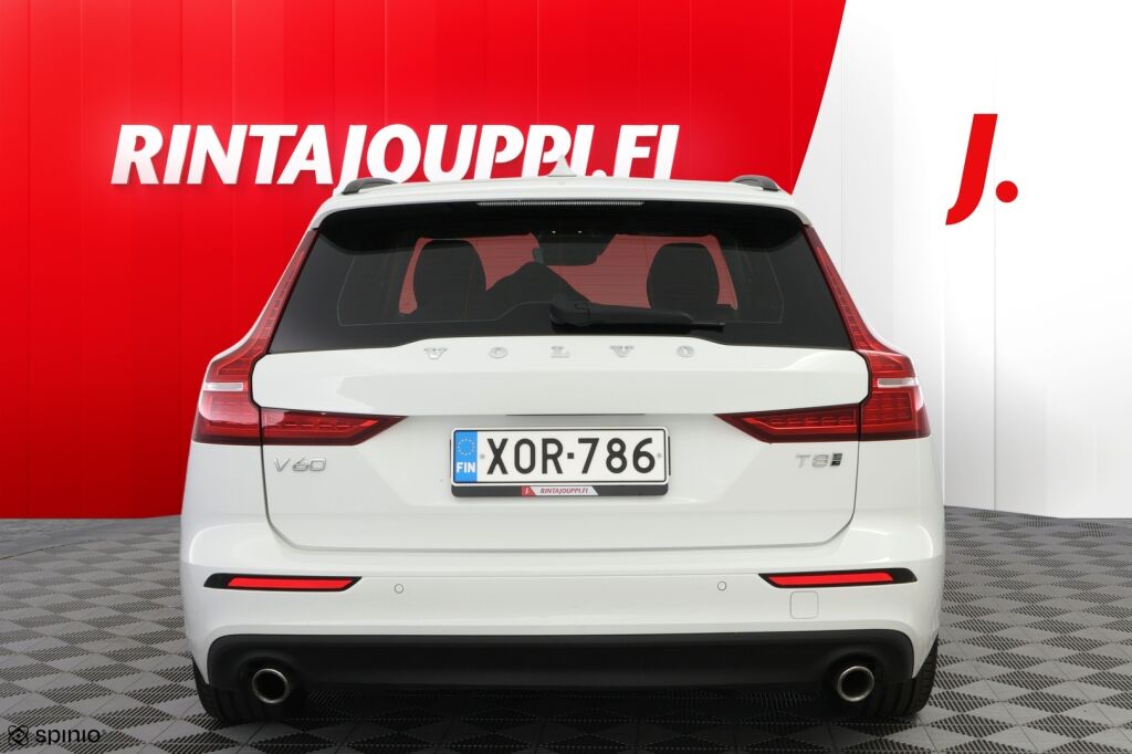Volvo V60 2020 Valkoinen