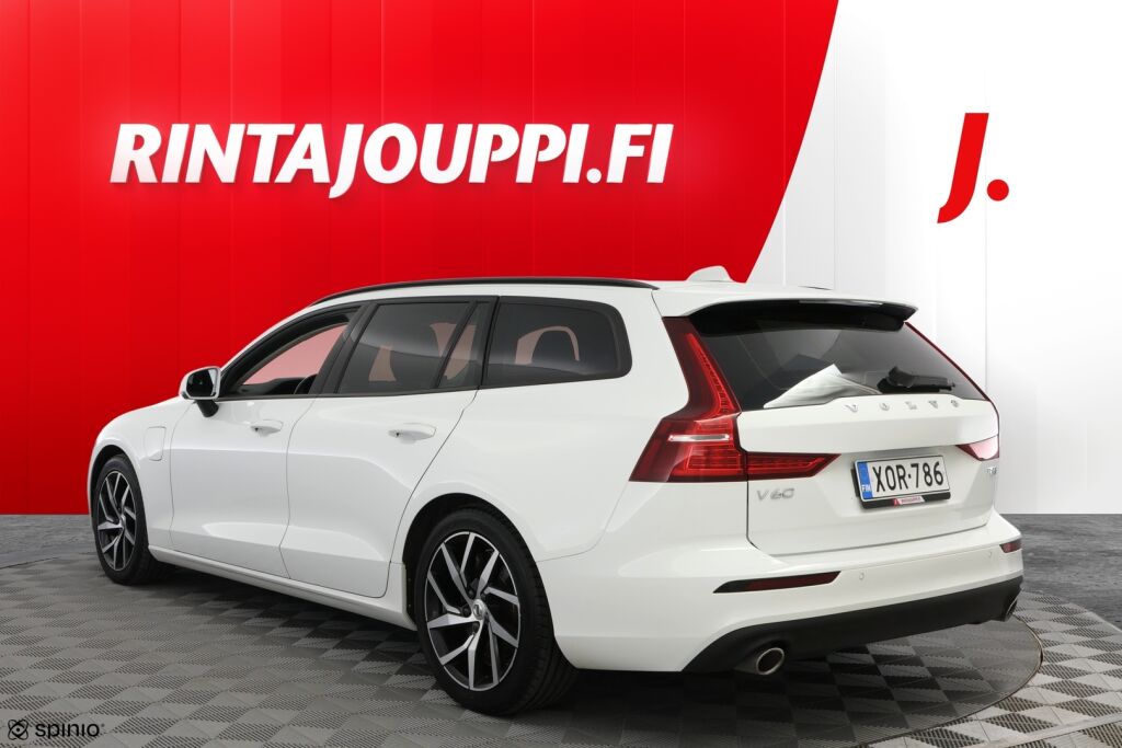Volvo V60 2020 Valkoinen