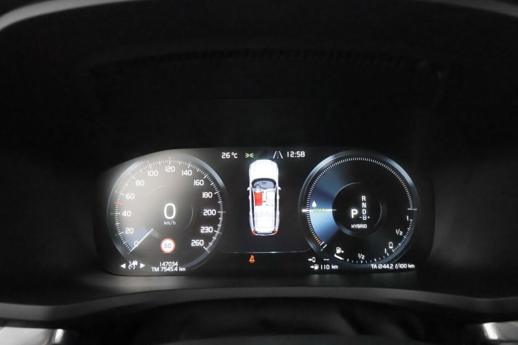 Volvo V60 2020 Valkoinen