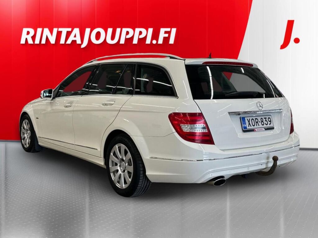 Mercedes-Benz C 2011 Valkoinen
