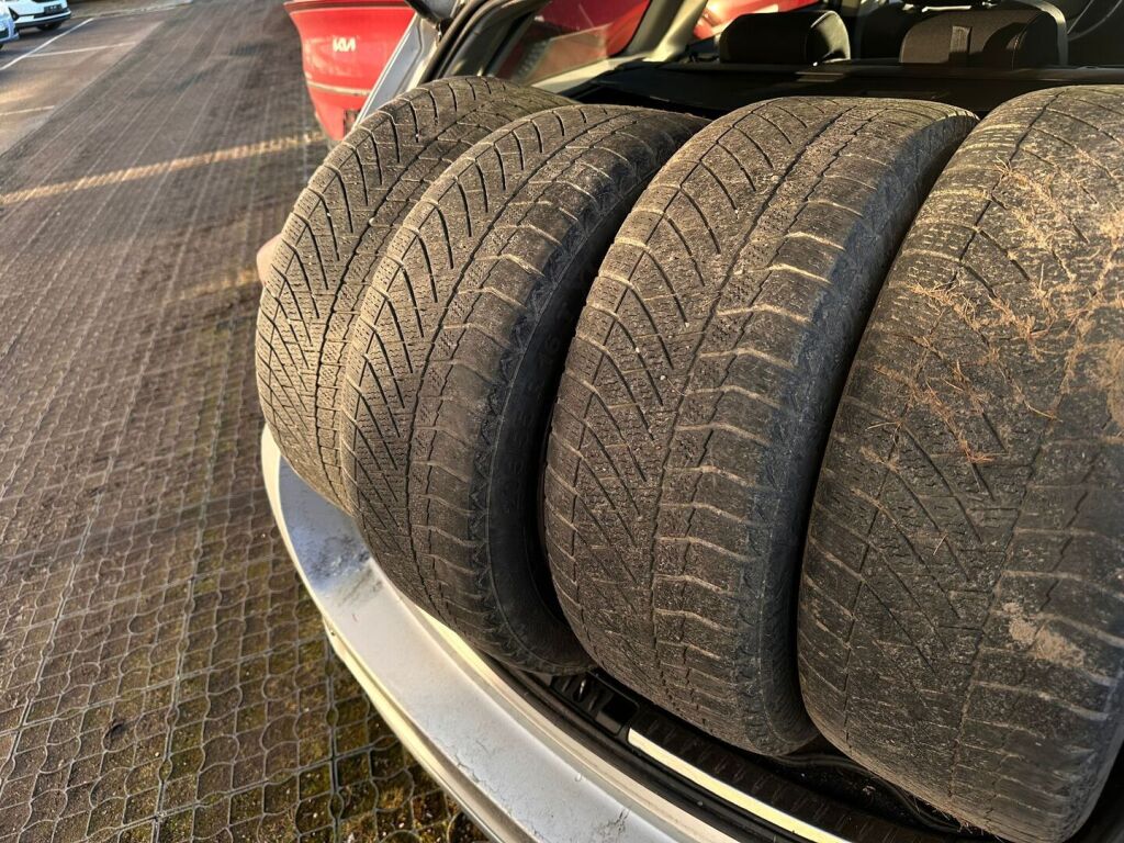 Toyota Auris 2018 Hopea