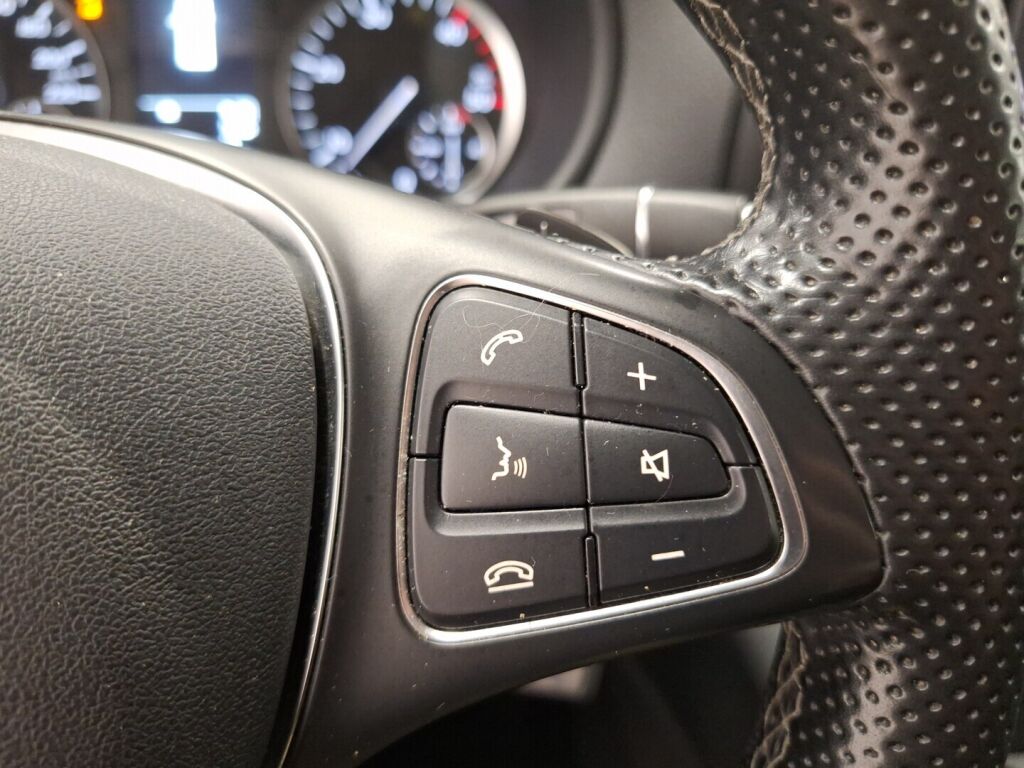 Mercedes-Benz Vito 2017 Sininen