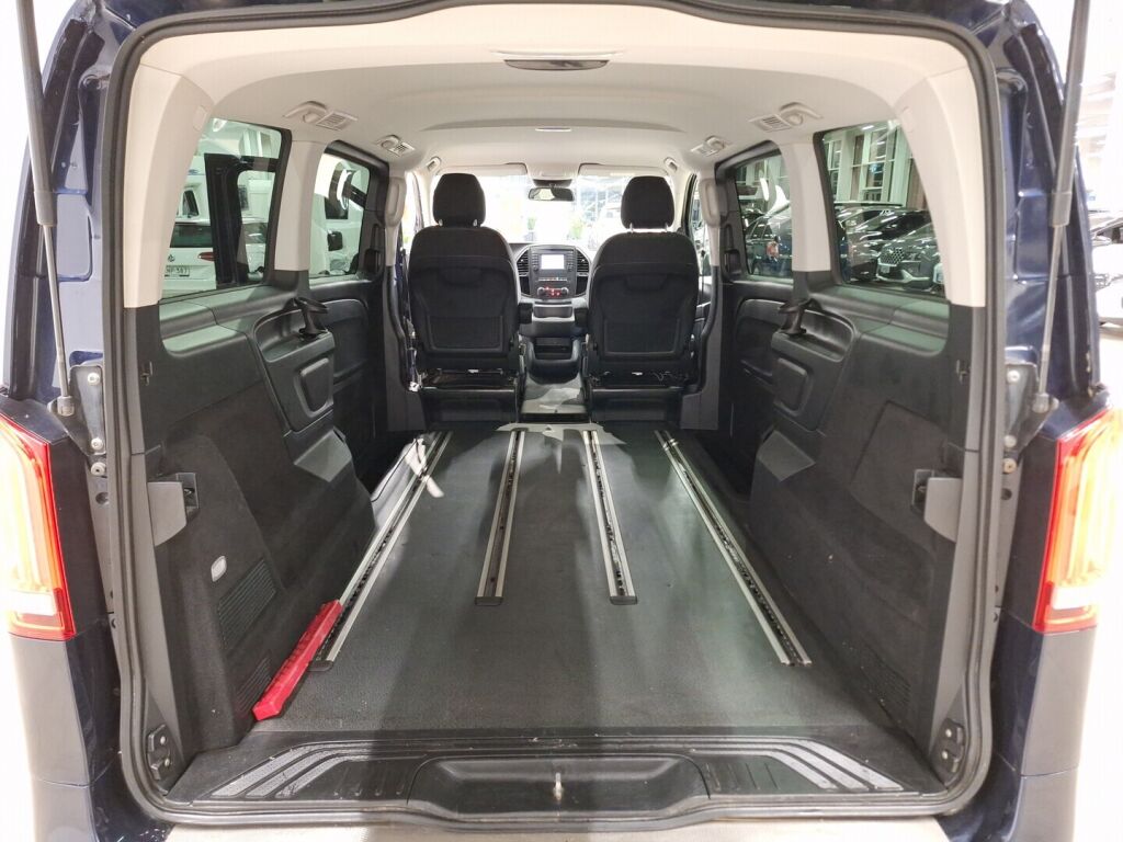 Mercedes-Benz Vito 2017 Sininen