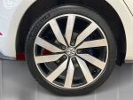 Volkswagen Golf 2018 Valkoinen