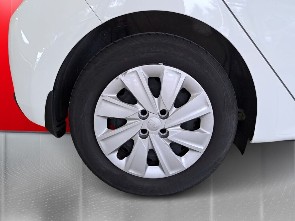 Kia Rio 2018 Valkoinen