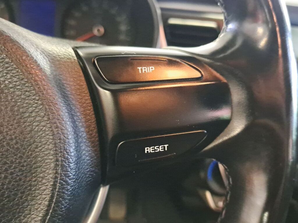 Kia Rio 2018 Valkoinen