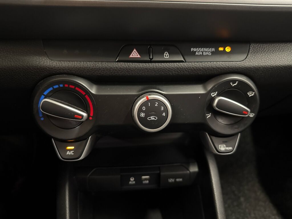 Kia Stonic 2018 Valkoinen