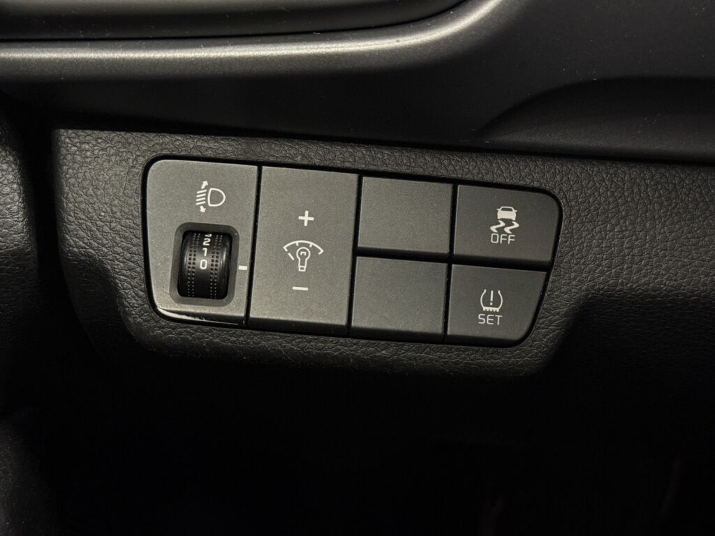 Kia Stonic 2018 Valkoinen