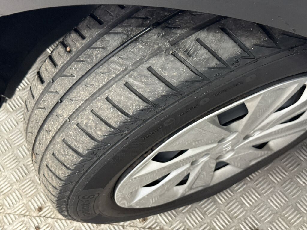 Kia Stonic 2018 Valkoinen