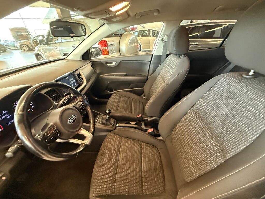 Kia Stonic 2018 Valkoinen