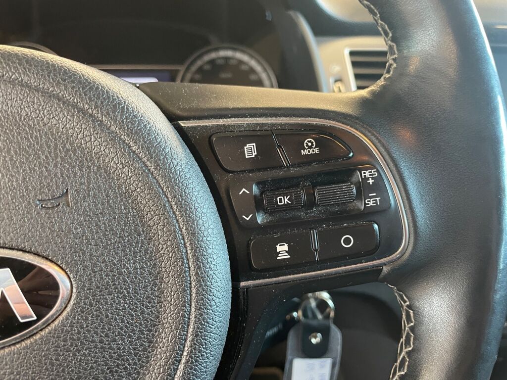 Kia Niro 2018 Harmaa