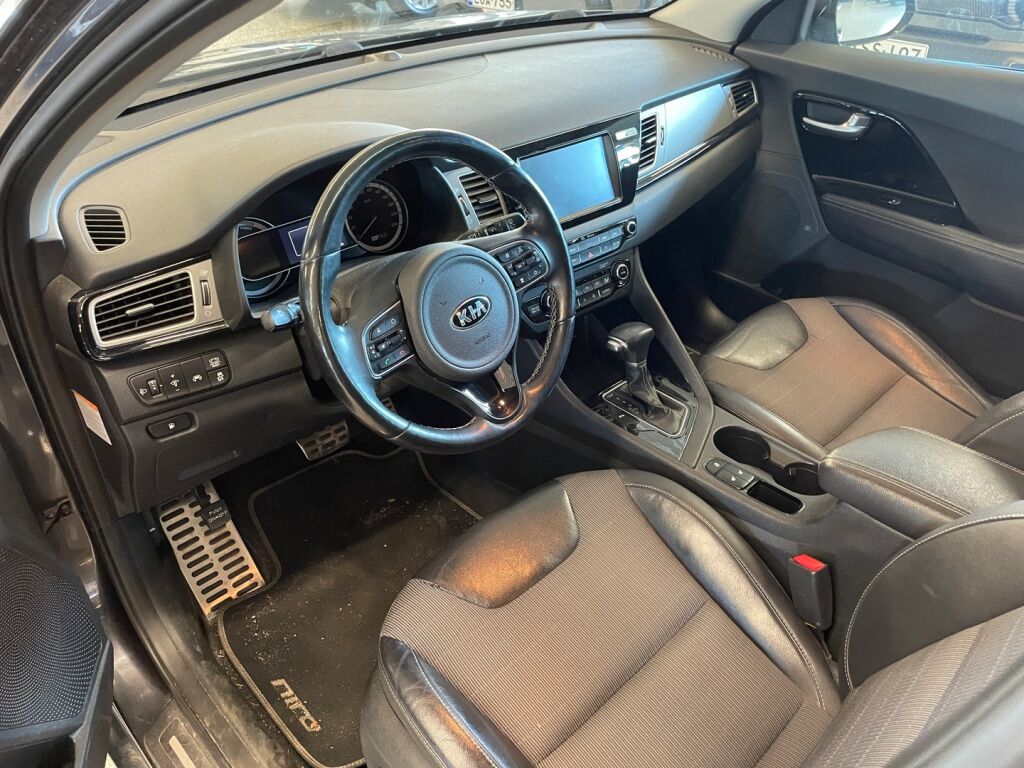 Kia Niro 2018 Harmaa
