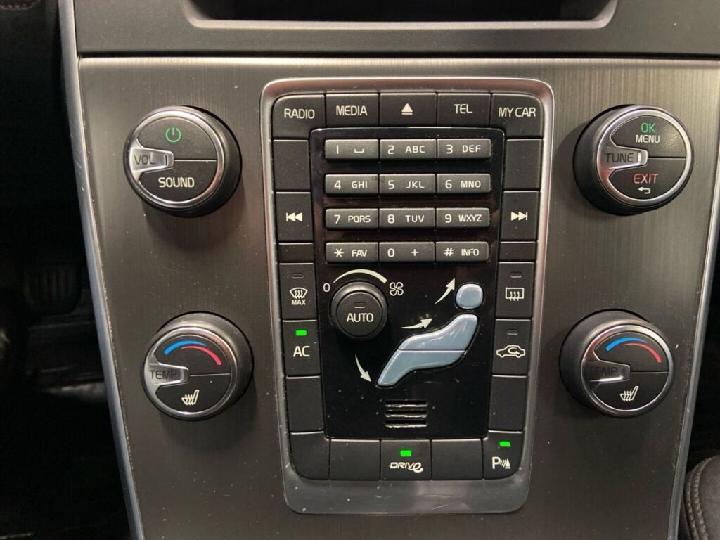 Volvo V60 2011 Harmaa