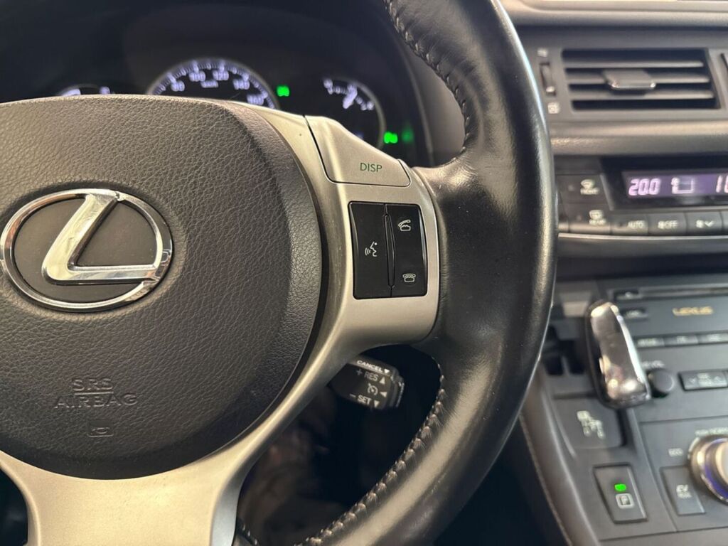 Lexus CT 2011 Valkoinen