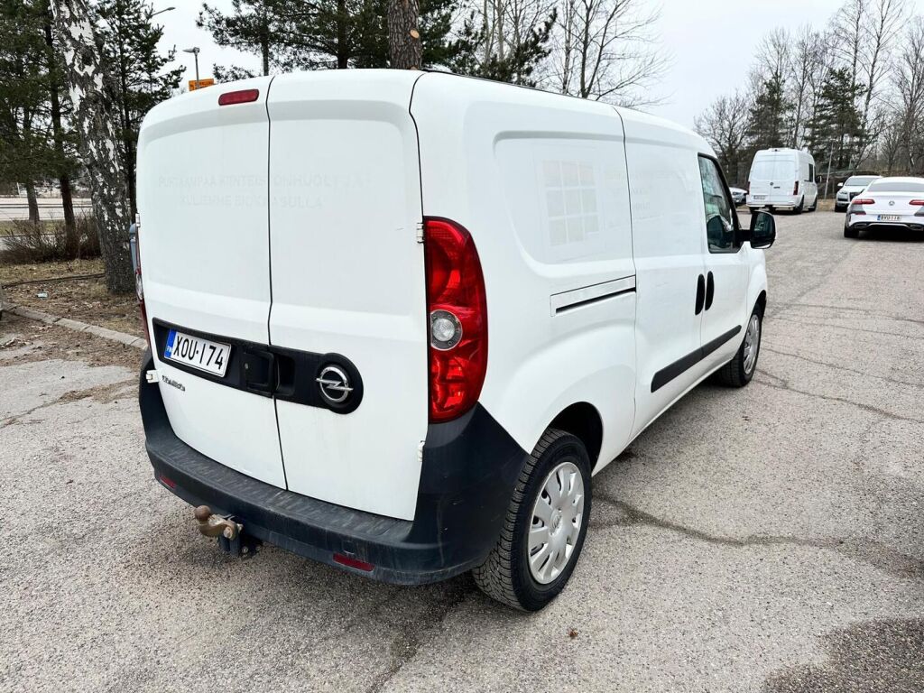 Opel Combo 2018 Valkoinen
