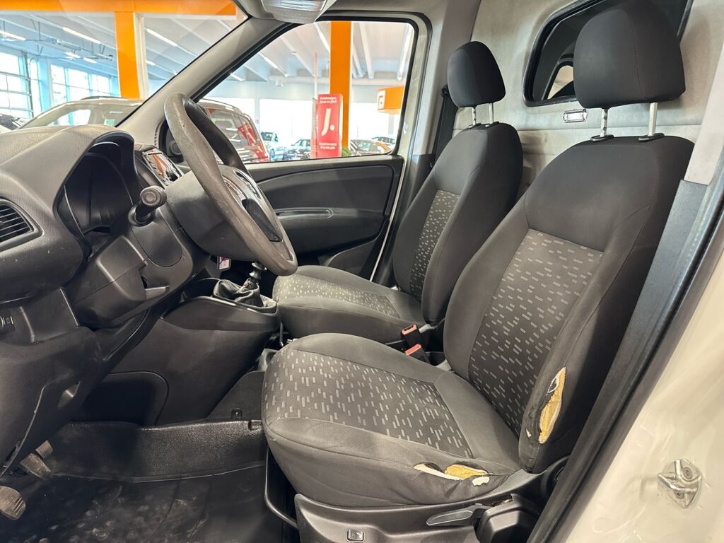 Opel Combo 2018 Valkoinen