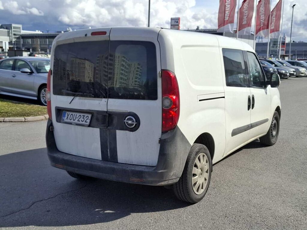 Opel Combo 2018 Valkoinen