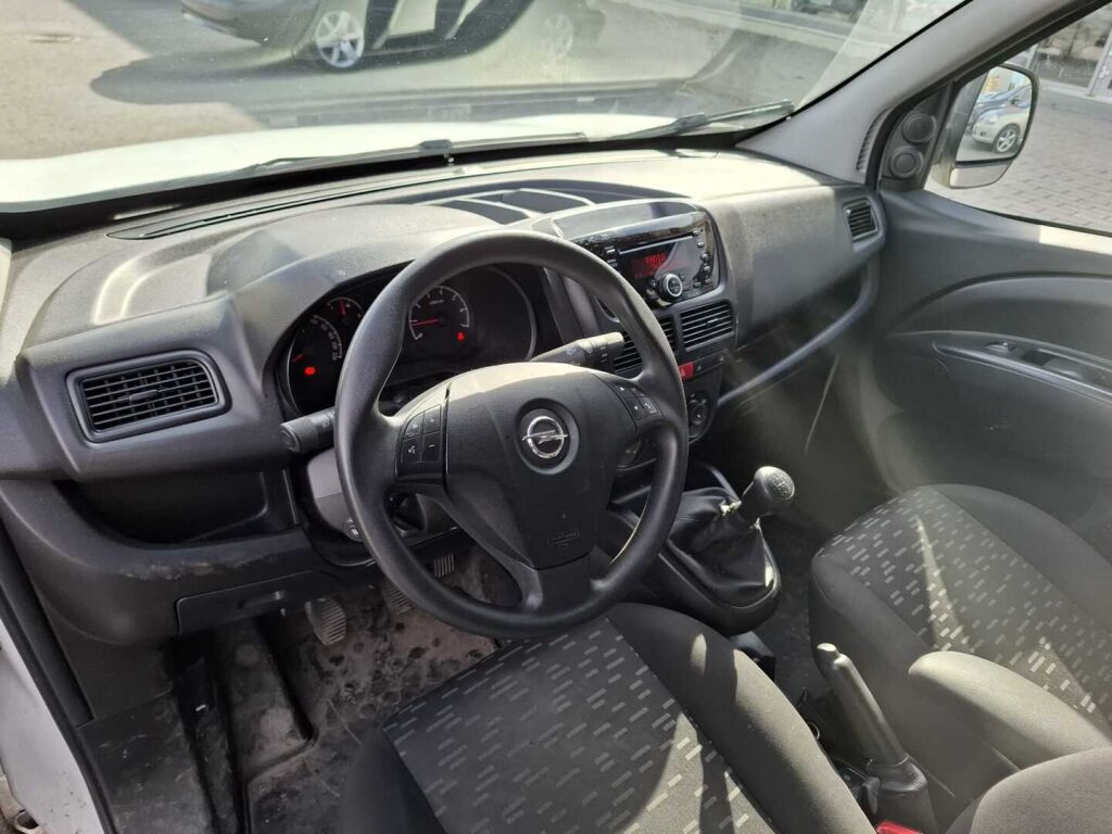 Opel Combo 2018 Valkoinen