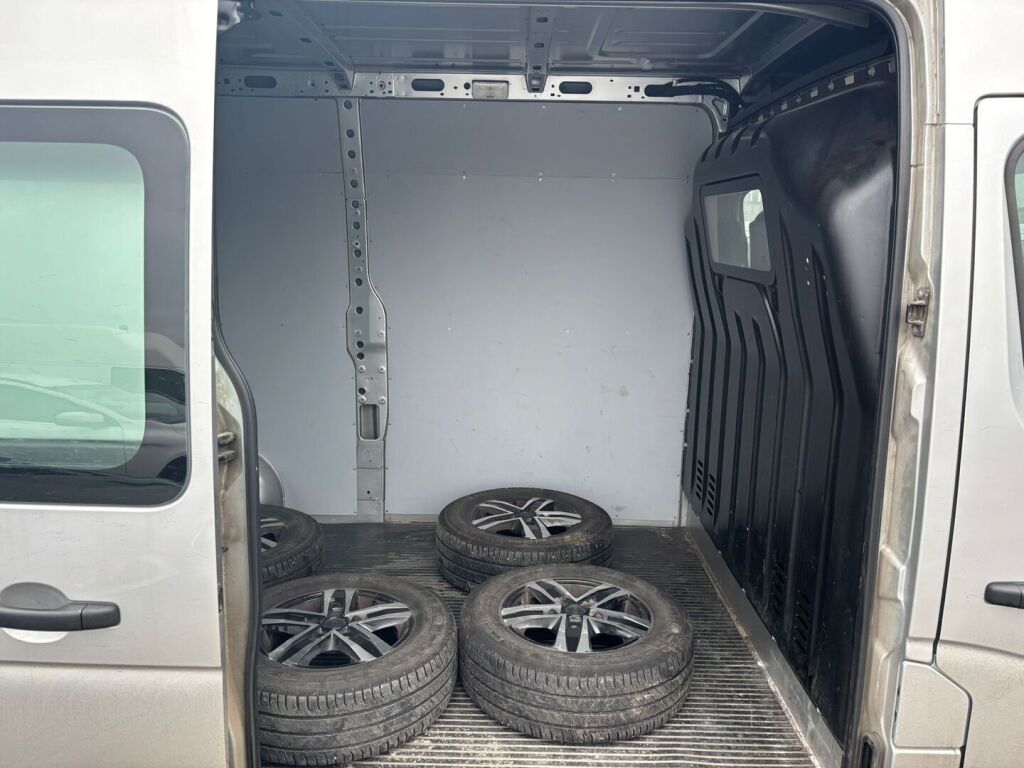 Opel Movano 2018 Harmaa