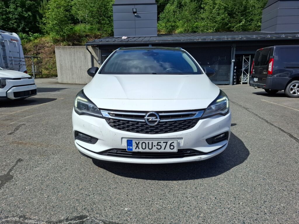 Opel Astra 2018 Valkoinen