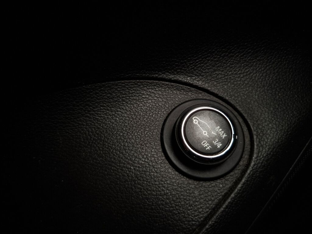 Opel Astra 2018 Valkoinen