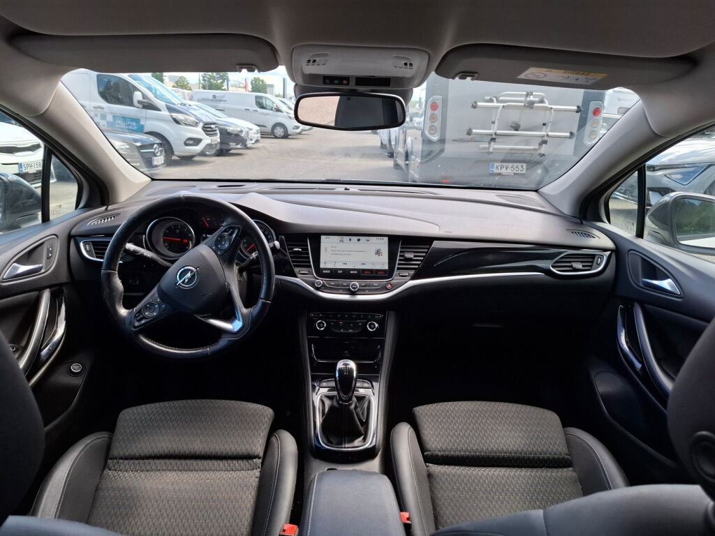 Opel Astra 2018 Valkoinen