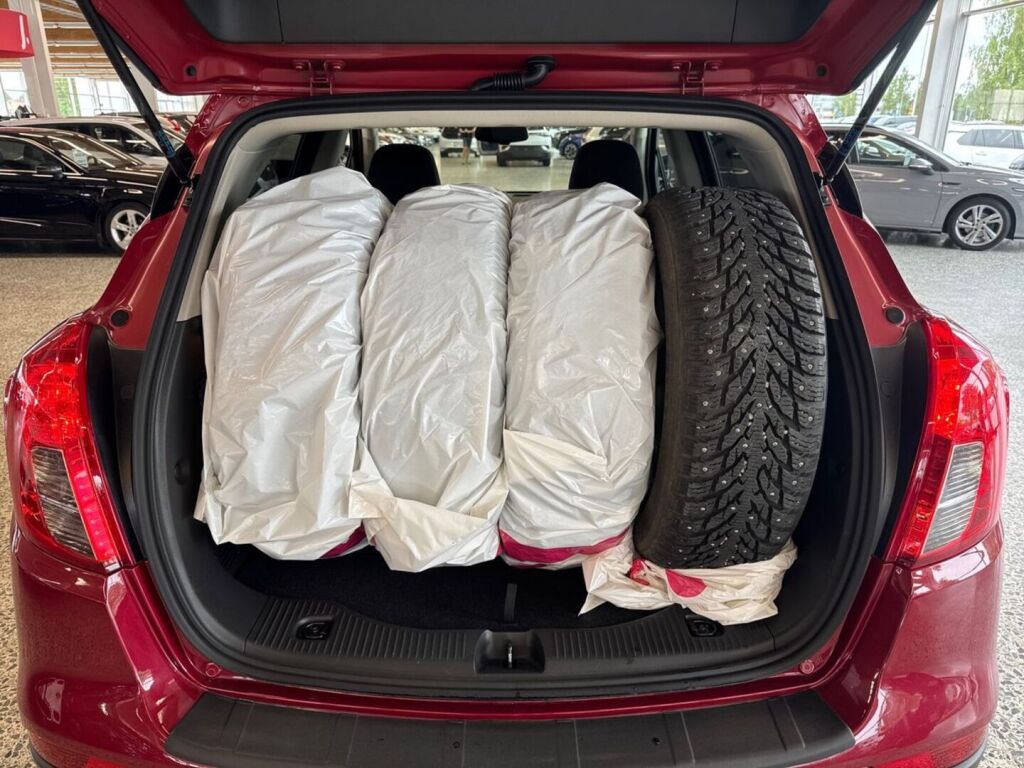Opel Mokka 2019 Punainen