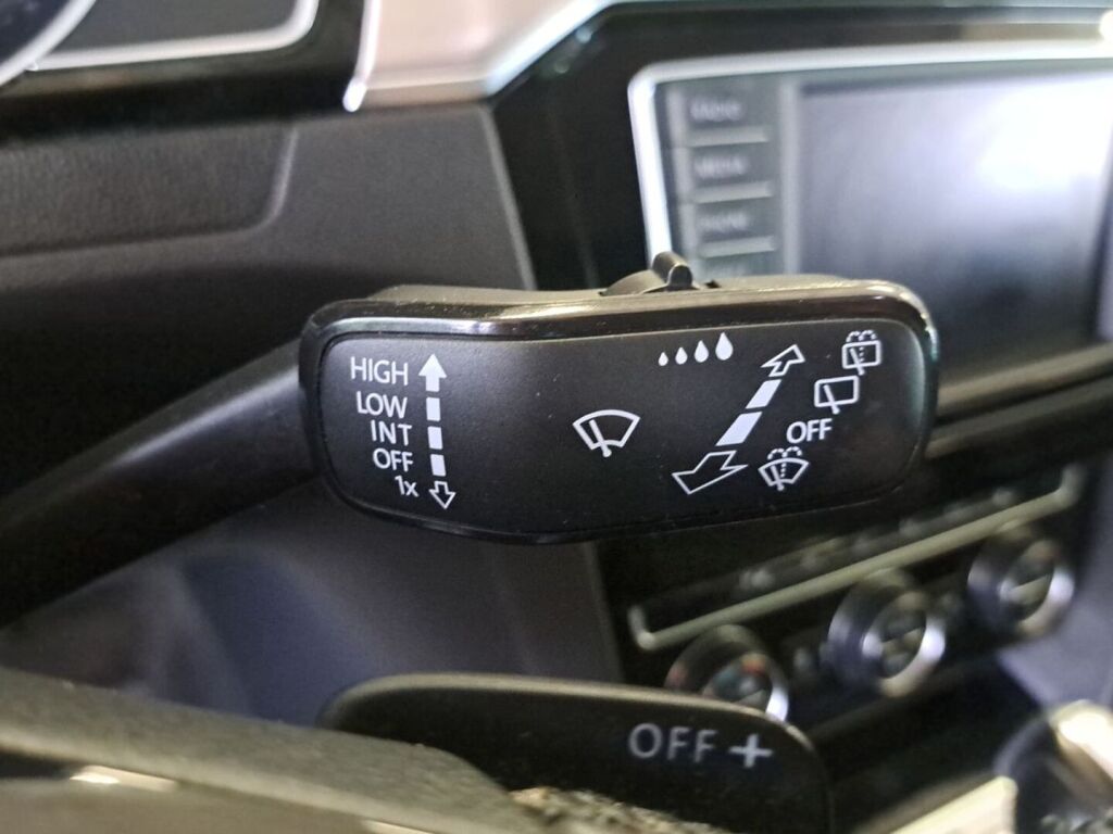Volkswagen Passat 2015 Hopea