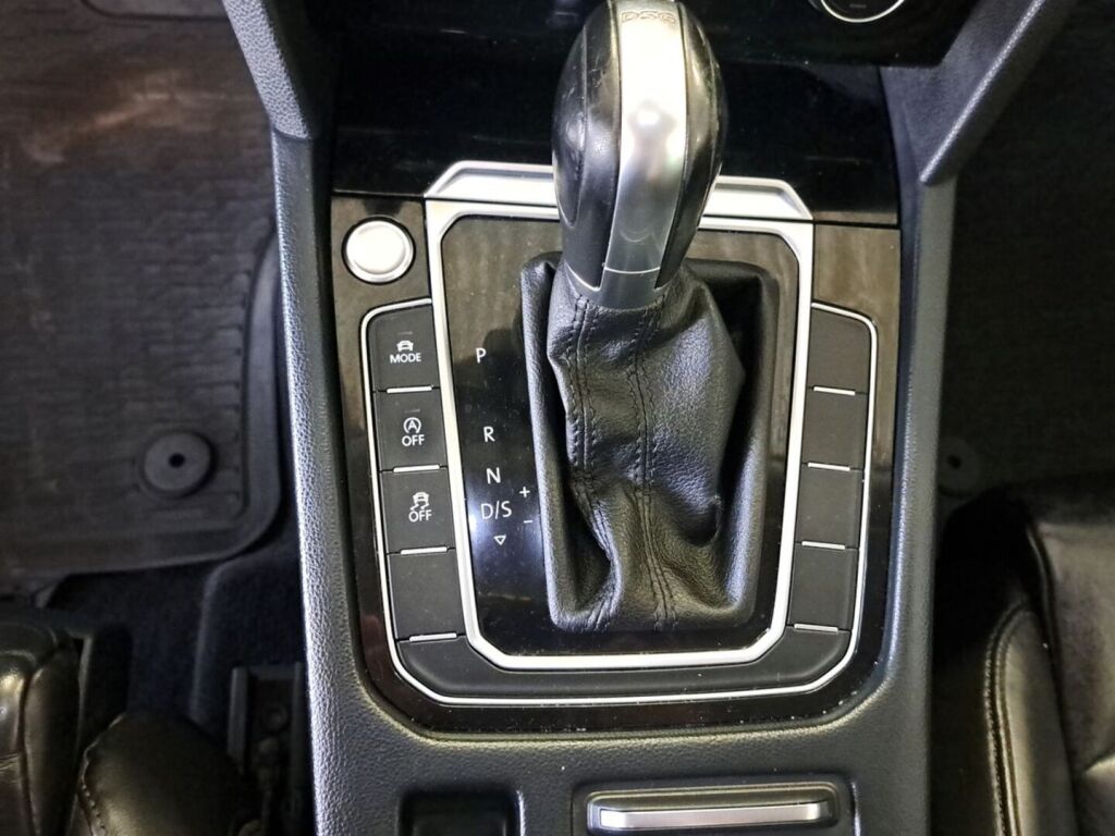 Volkswagen Passat 2015 Hopea