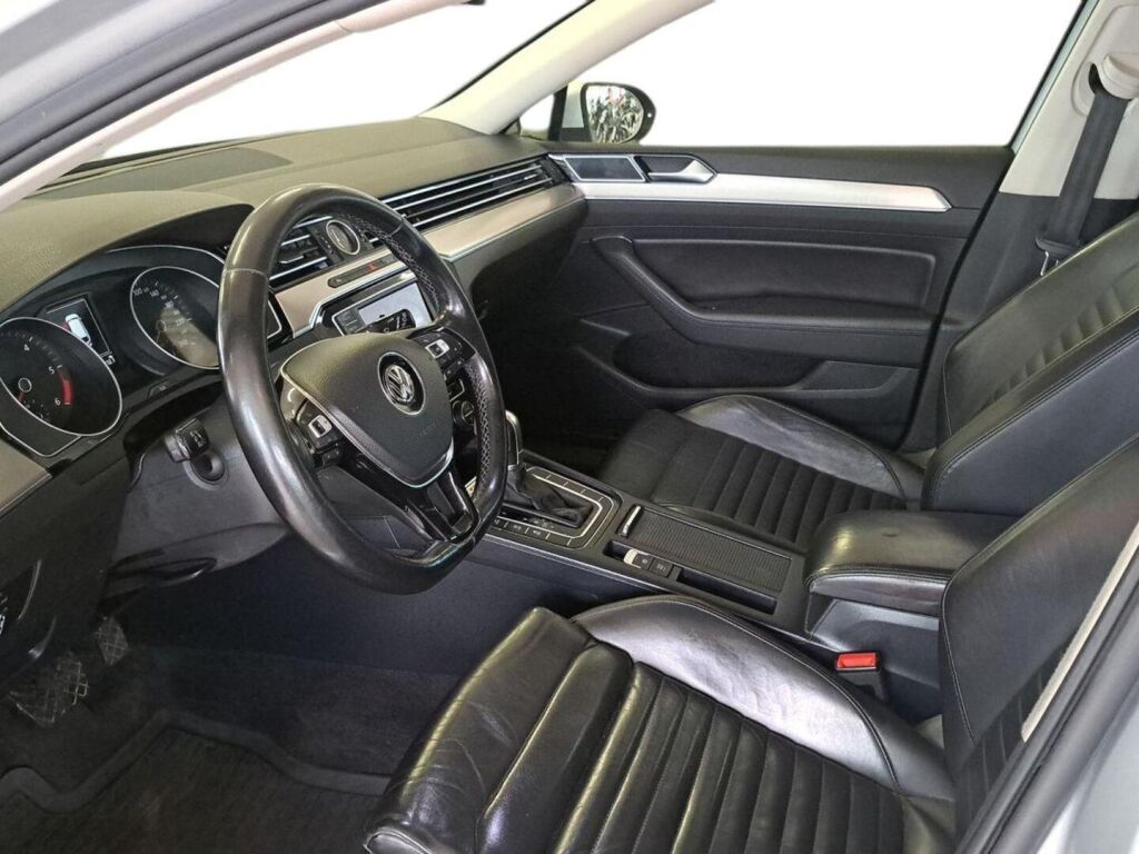 Volkswagen Passat 2015 Hopea