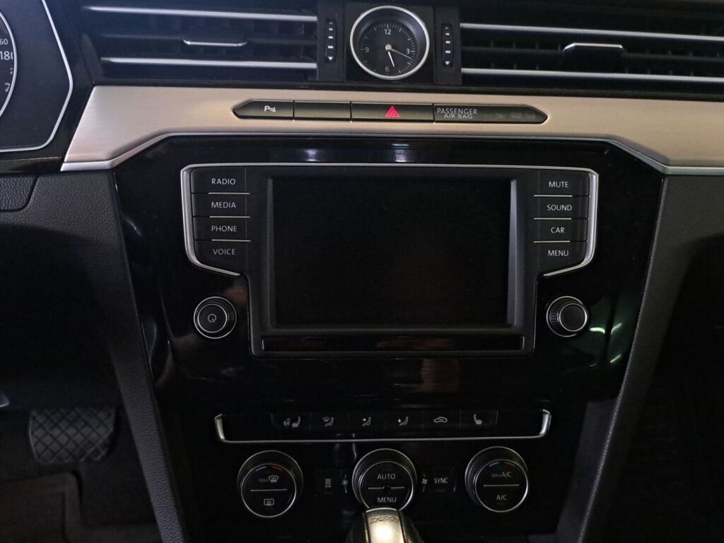 Volkswagen Passat 2015 Hopea
