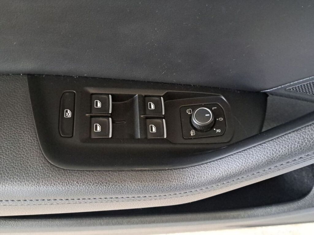 Volkswagen Passat 2015 Hopea