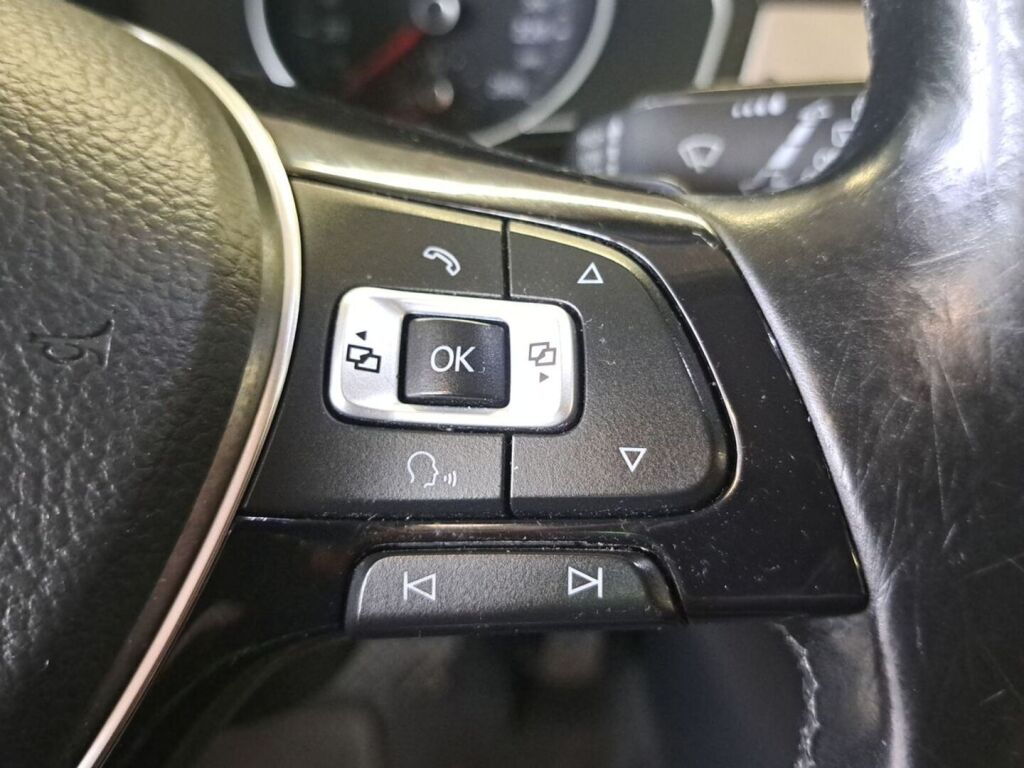 Volkswagen Passat 2015 Hopea