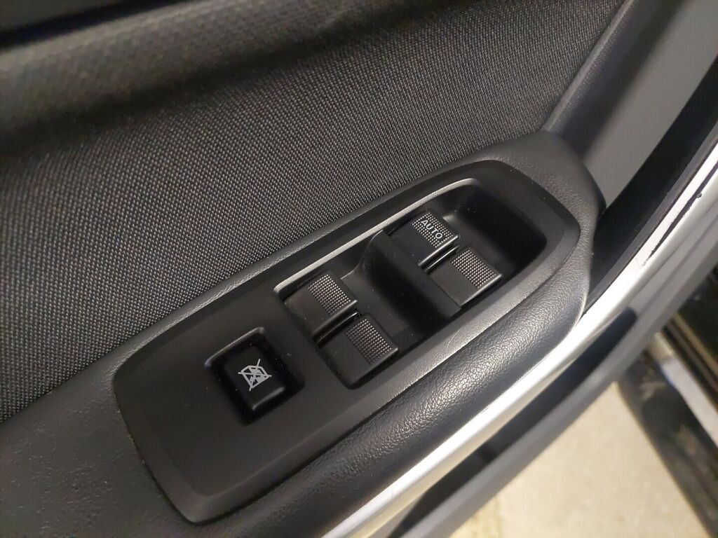 Ford Ranger 2013 Musta