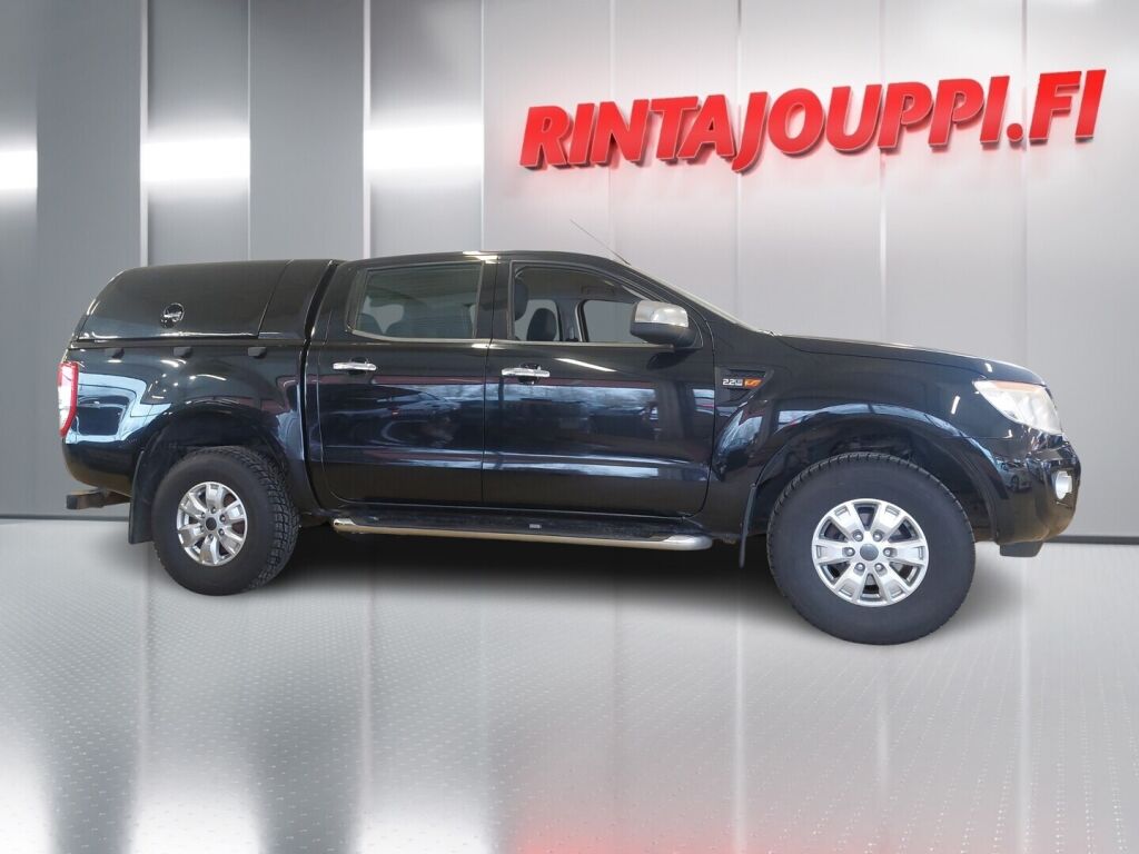 Ford Ranger 2013 Musta