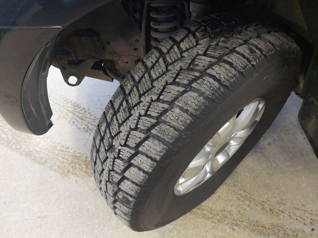 Ford Ranger 2013 Musta