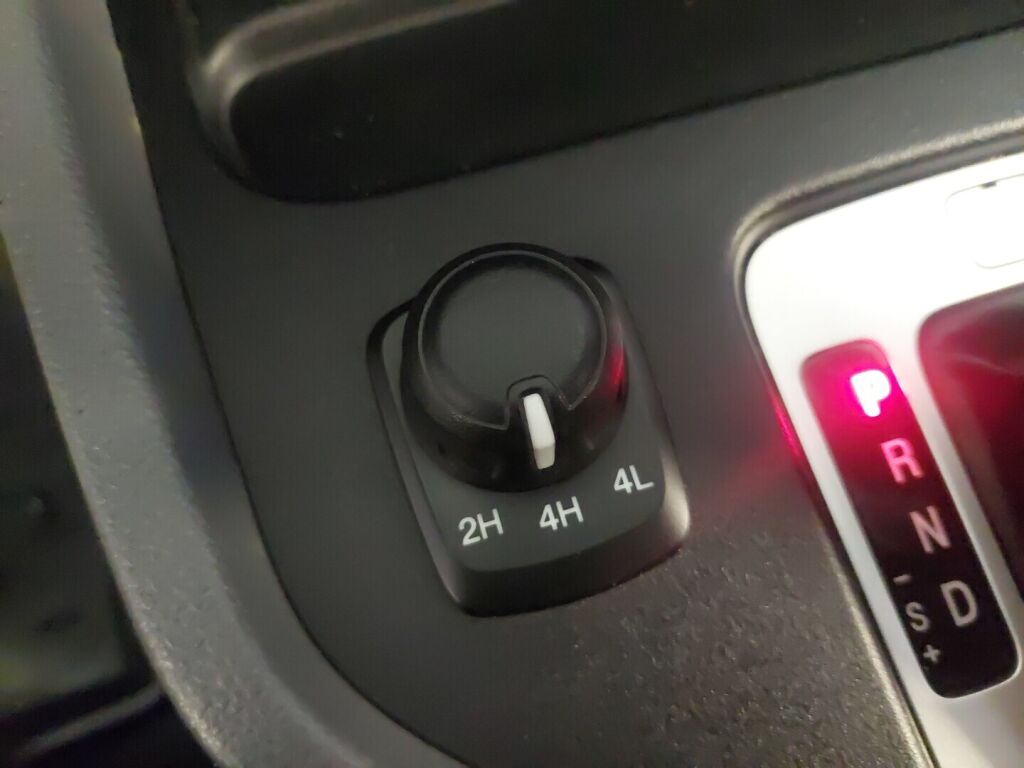 Ford Ranger 2013 Musta