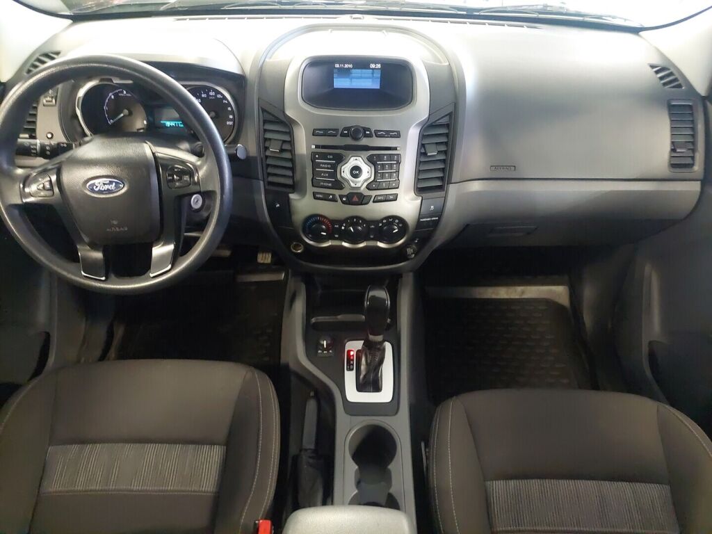 Ford Ranger 2013 Musta