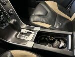 Volvo XC60 2011 Musta