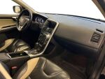 Volvo XC60 2011 Musta