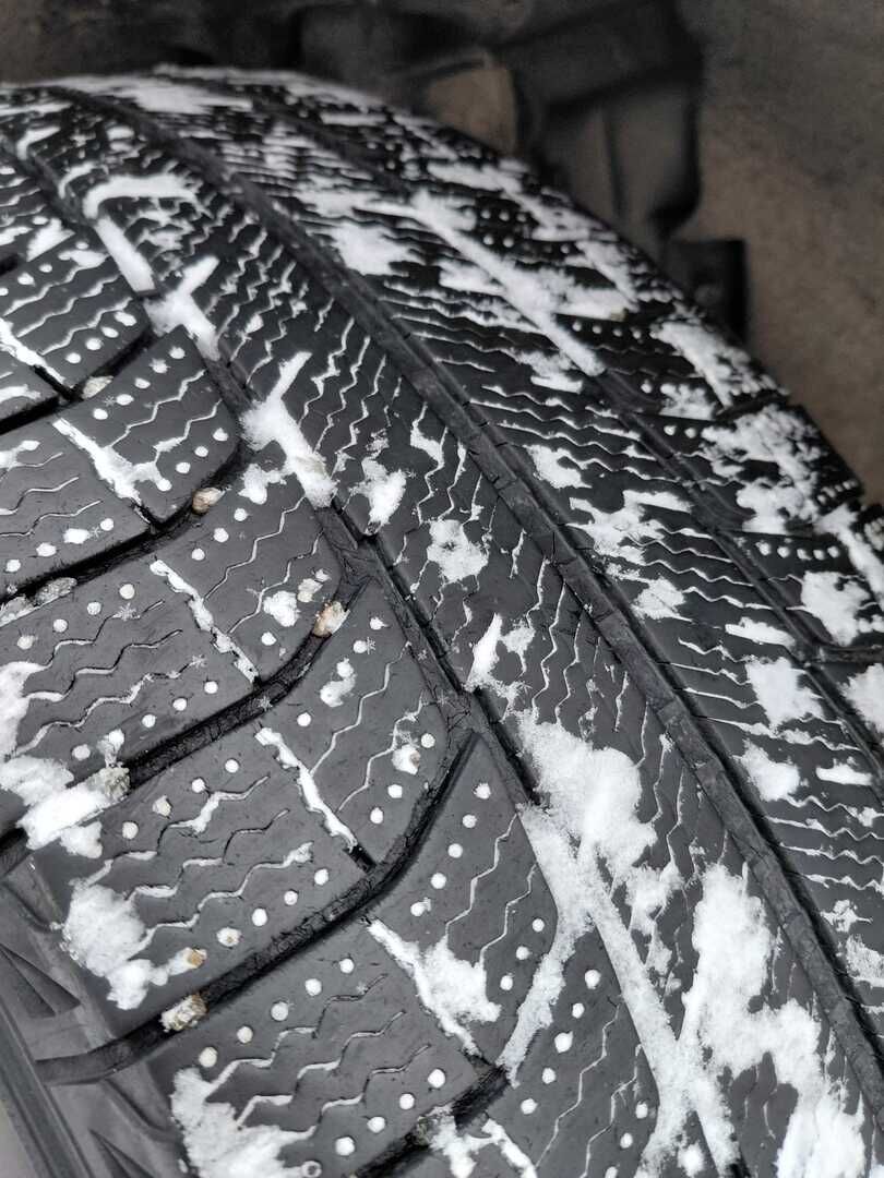 Volvo XC60 2011 Musta