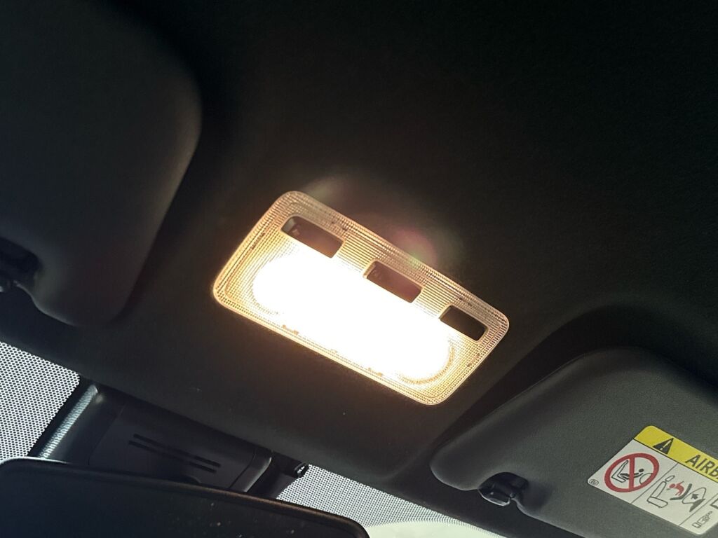 Toyota Yaris 2018 Punainen