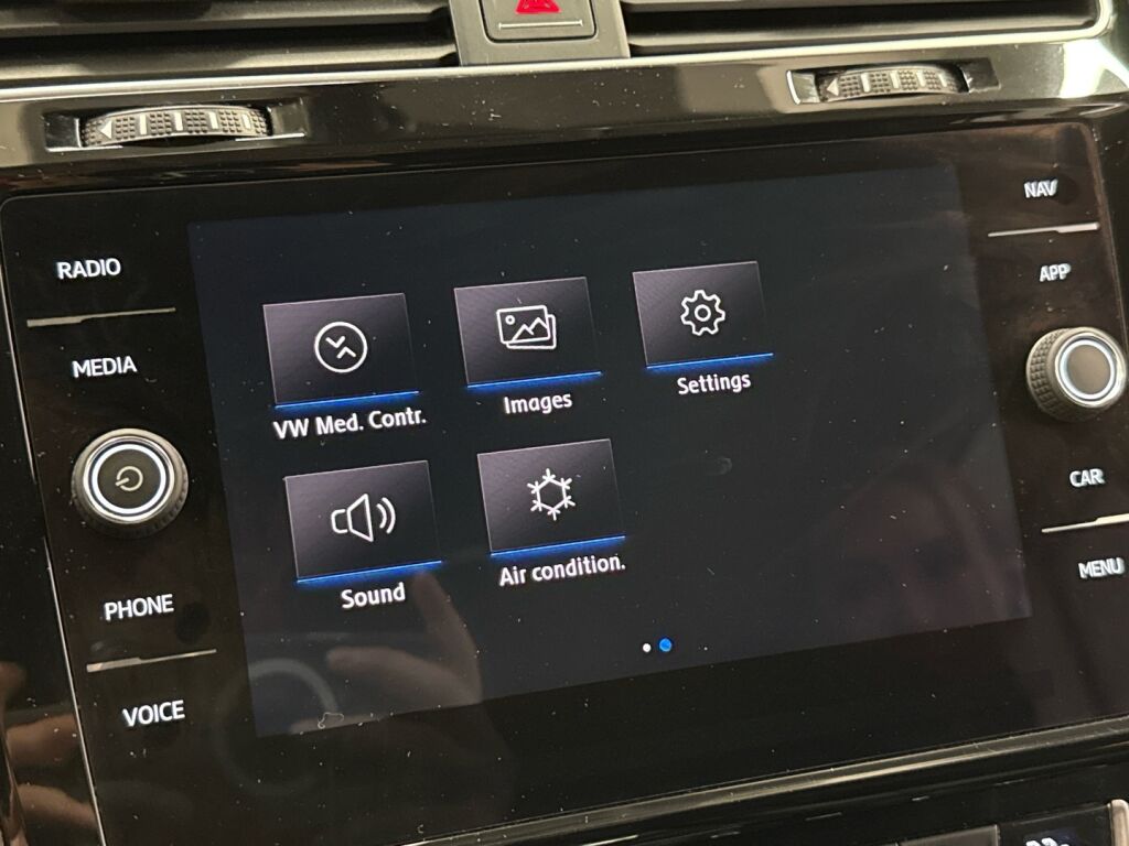 Volkswagen Golf 2018 Harmaa