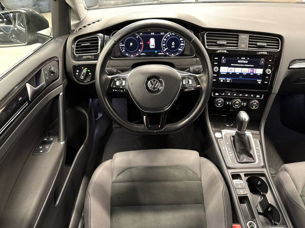 Volkswagen Golf 2018 Harmaa