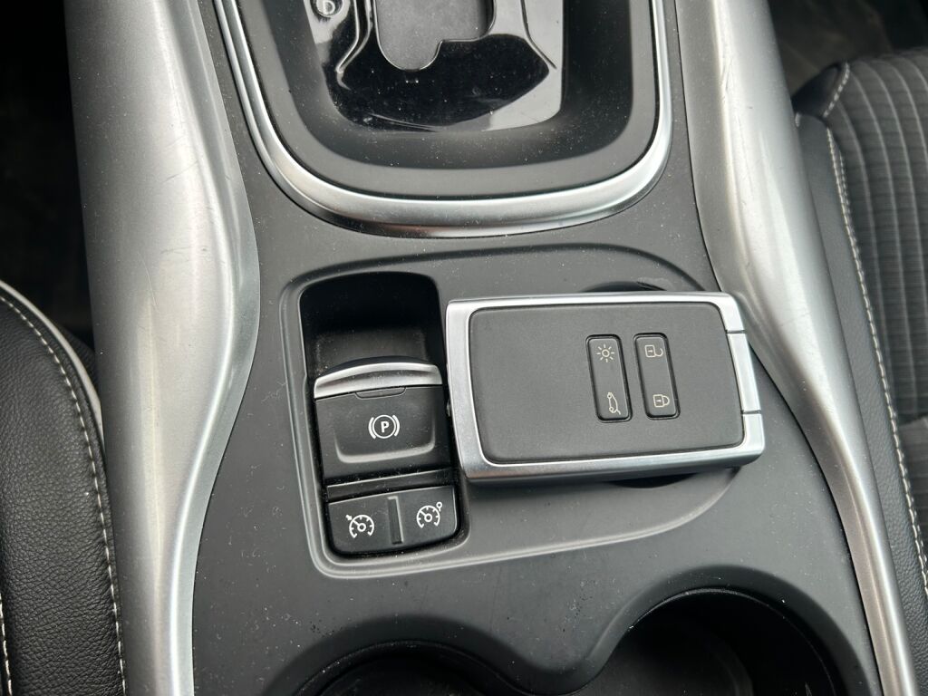 Renault Kadjar 2018 Valkoinen