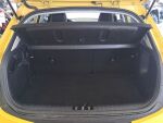 Kia Stonic 2018 Keltainen