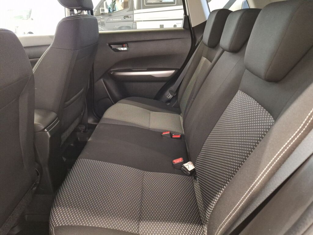 Suzuki Vitara 2020 Valkoinen