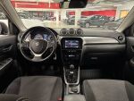 Suzuki Vitara 2020 Musta