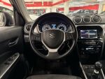 Suzuki Vitara 2020 Musta